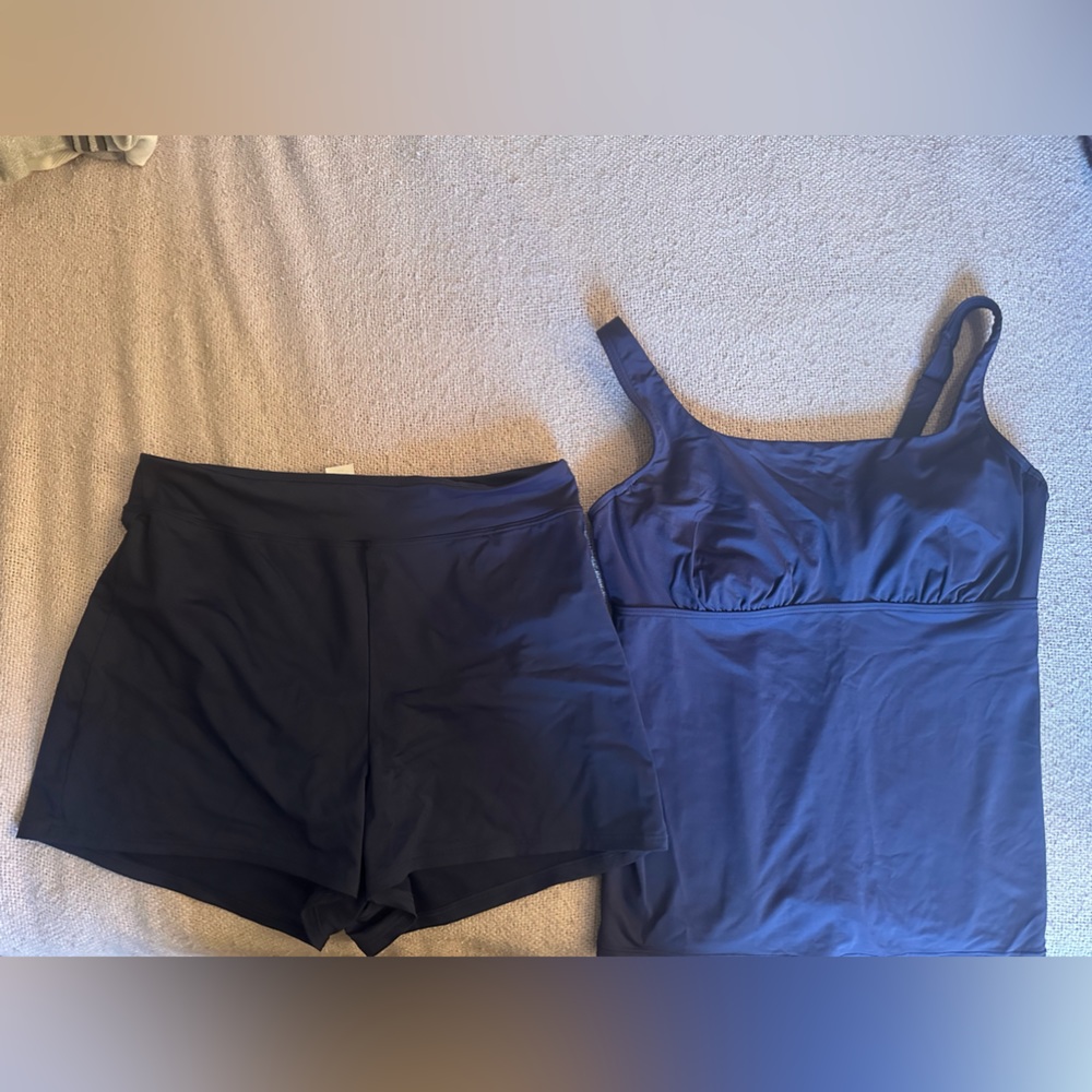 Lands End Tankini and shorts bathing suit set 12 VGUC.